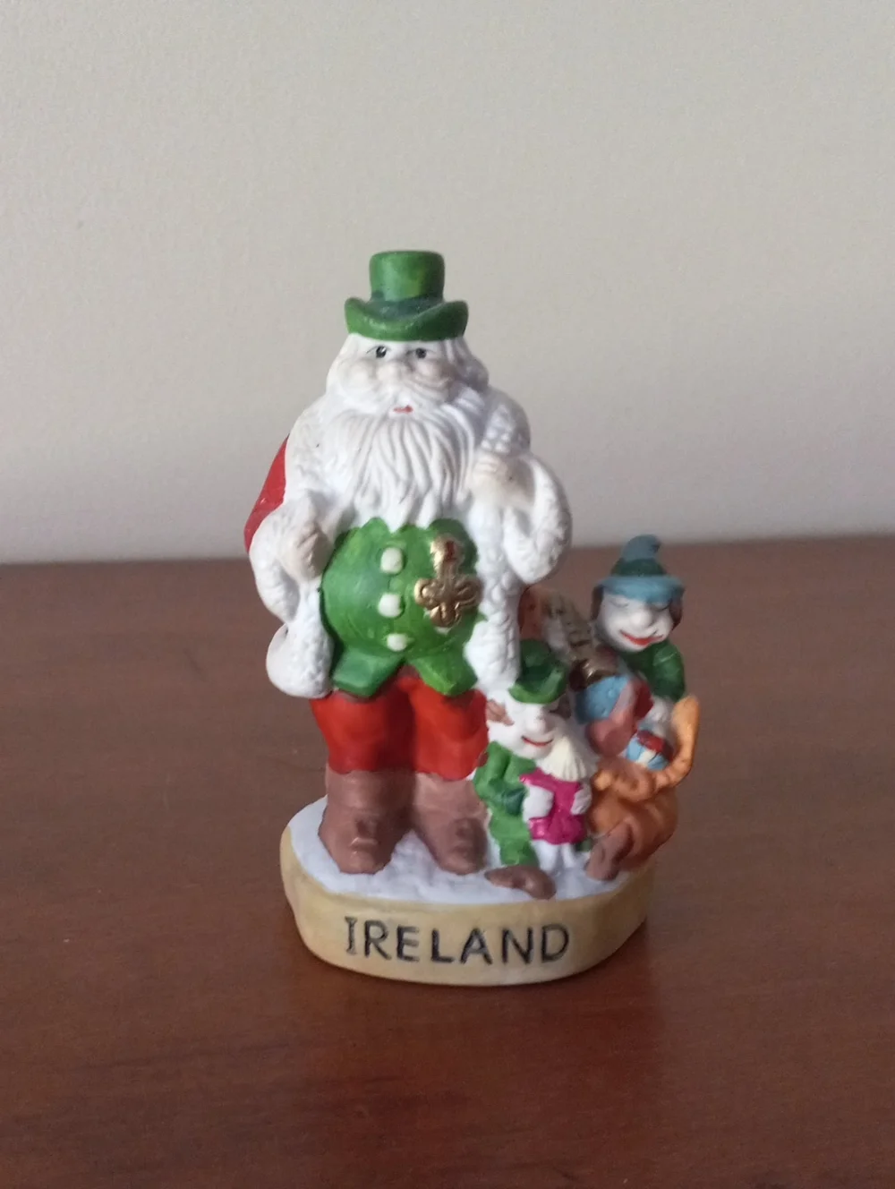 Vintage 1991 RSVP International Irish Santa Claus Figurine with Leprechans